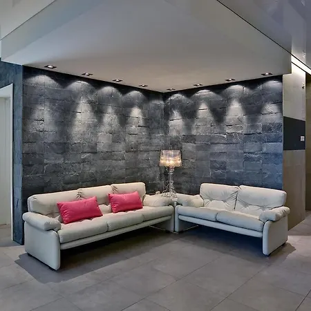 Otel Mioni Pezzato